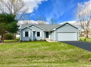 103 Wenatchee Way SW, Poplar Grove, IL 61065