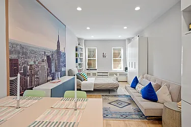 Sold by Hauseit LLC