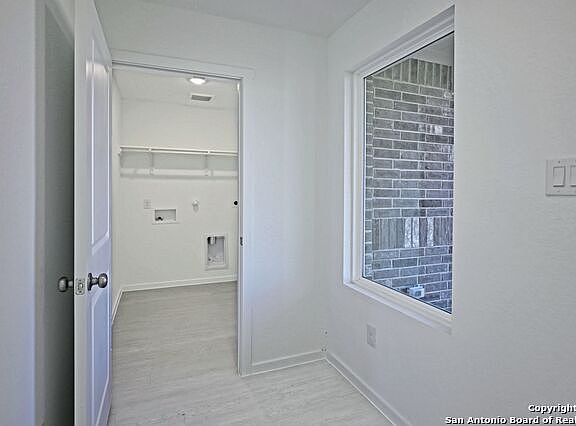 3rd image of 10036 Mather Way