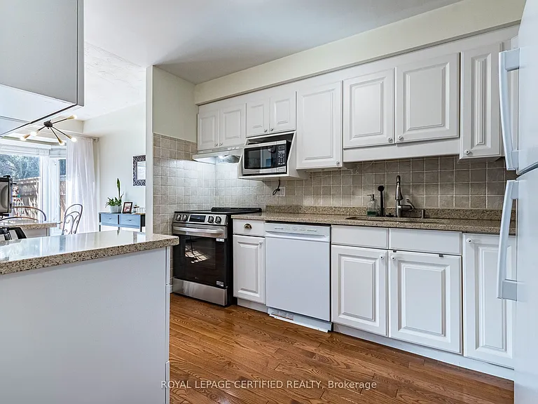 255 Mount Albion Rd #7 — Photo 12