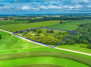 30020 Shortcut Rd, Dakota, MN 55925