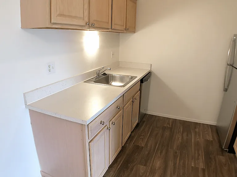 Prentiss Pointe Apartments — Photo 277