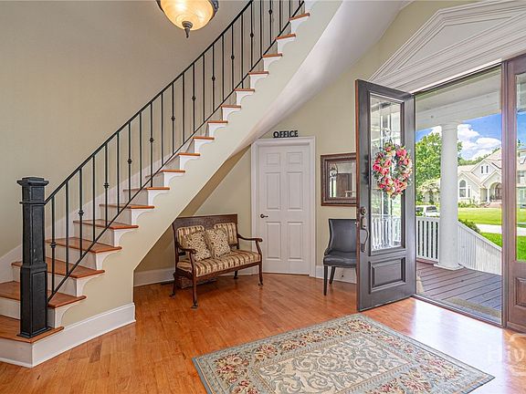 5th image of 1 Cedar View Drive