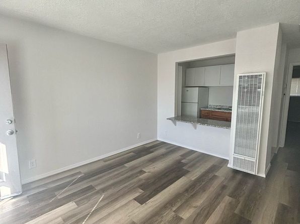 433 Mesilla St SE #11