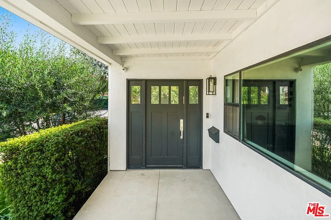5 bed, 4.5 bath, 3202 sqft, $13,995 — Photo 3