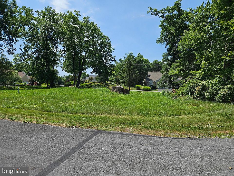 2nd image of 69 Juniper Cir