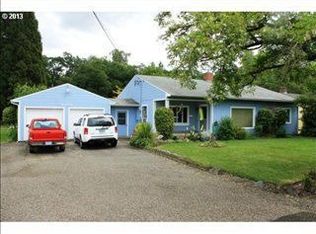 4393 Carnes Rd, Roseburg, OR 97471