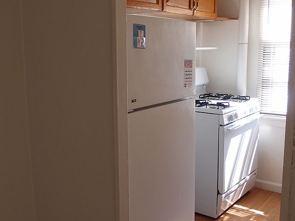 3rd image of 9826 64th Ave APT 8B