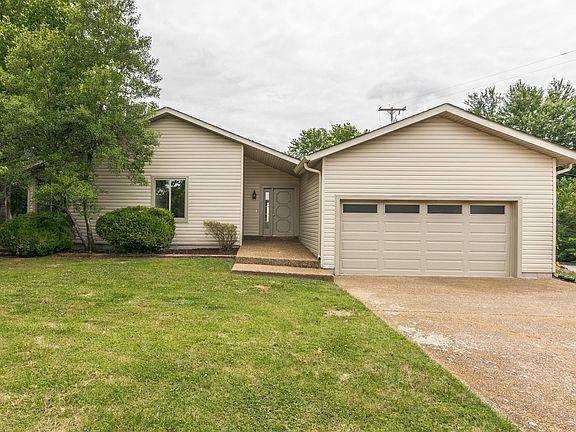 3rd image of 3345 White Pine Dr