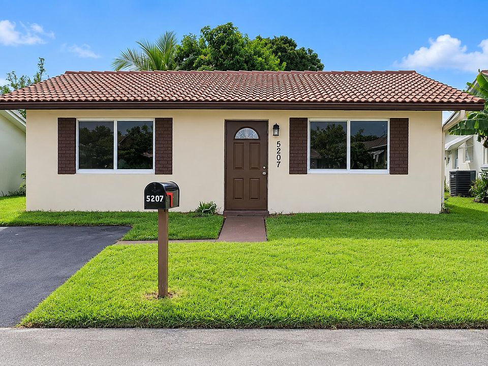 1st image of 5207 NW 28TH Avenue