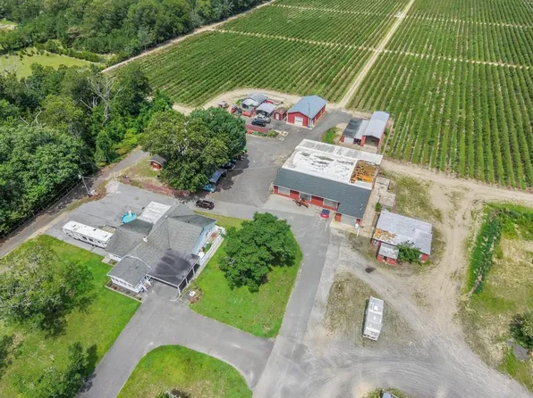 3416 Nesco Rd, Hammonton, NJ 08037