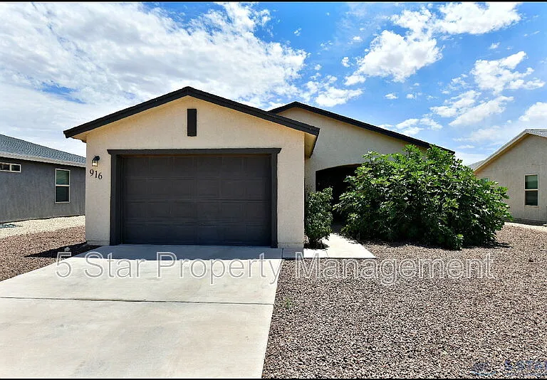 916 Villa Seca Dr — Photo 3
