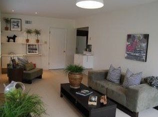 136 East St, Redwood City, CA 94063