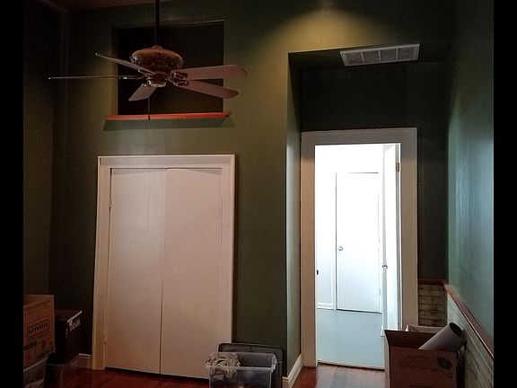 5th image of 1013 Pelican St
