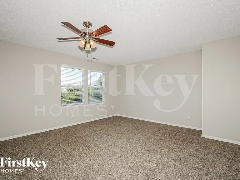 11 Atherton Ct — Photo 9