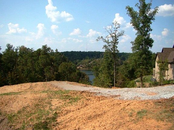 3rd image of 1760 Lake Haven Cir