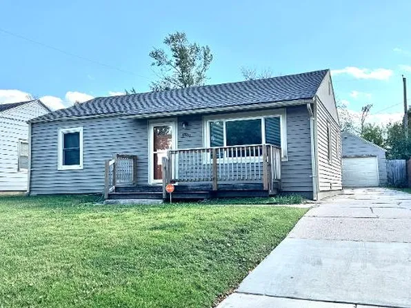 5901 E Bellaire Ave, Wichita, KS 67218