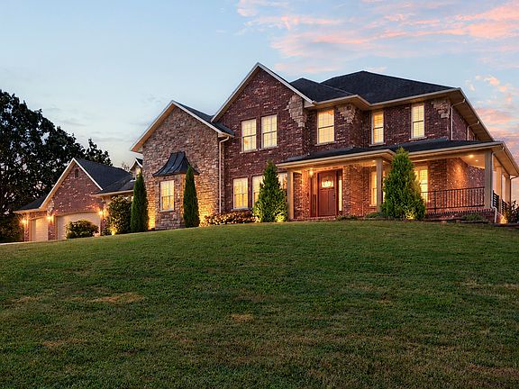 3rd image of 144 Elmview Drive