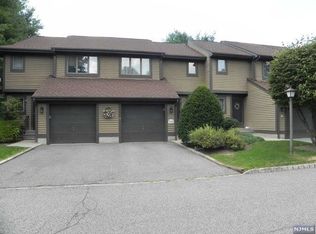 231-2 Grant Ave, Pompton Lakes, NJ 07442