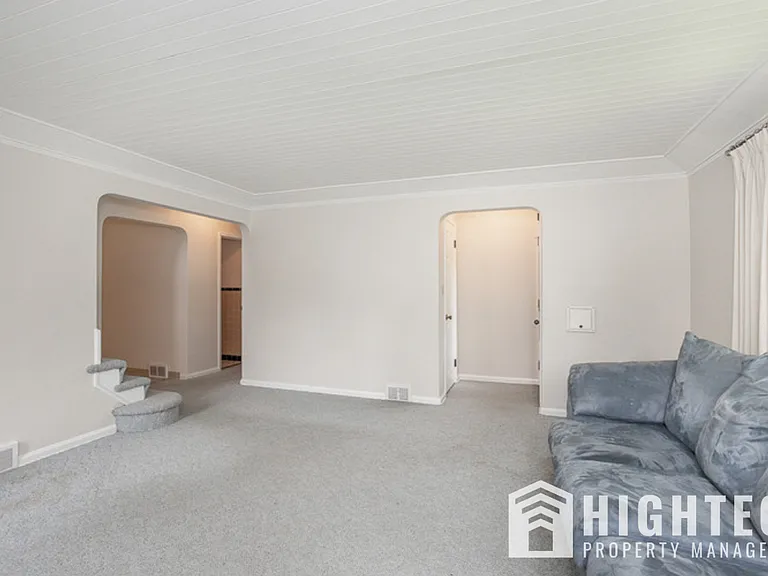 6528 S Canterbury Rd — Photo 24