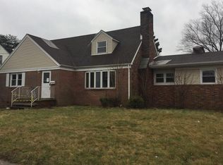727 Roosevelt Ave, Carteret, NJ 07008