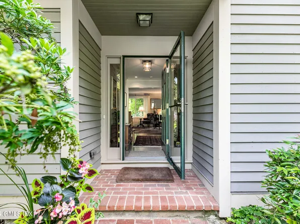 309 W Lyon Farm Dr #309, Greenwich, CT 06831