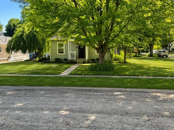 75 Westover Ave, Ann Arbor, MI 48103