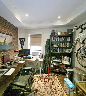 Rented by Icon Realty Management | media 8