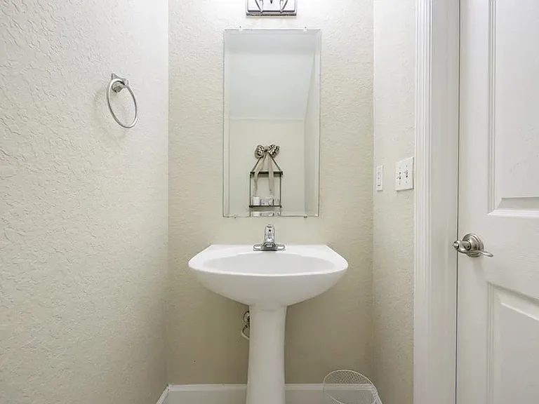1/2 bathroom (downstairs)