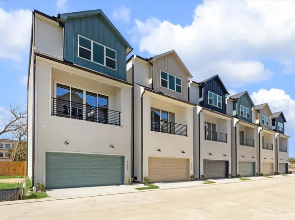 5626 Camino Encantado Dr, Houston, TX 77091