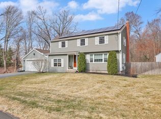 104 Vincent Dr, West Springfield, MA 01089