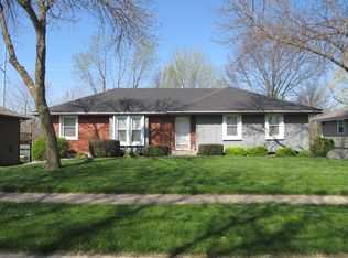 7416 N Garfield Ave, Gladstone, MO 64118