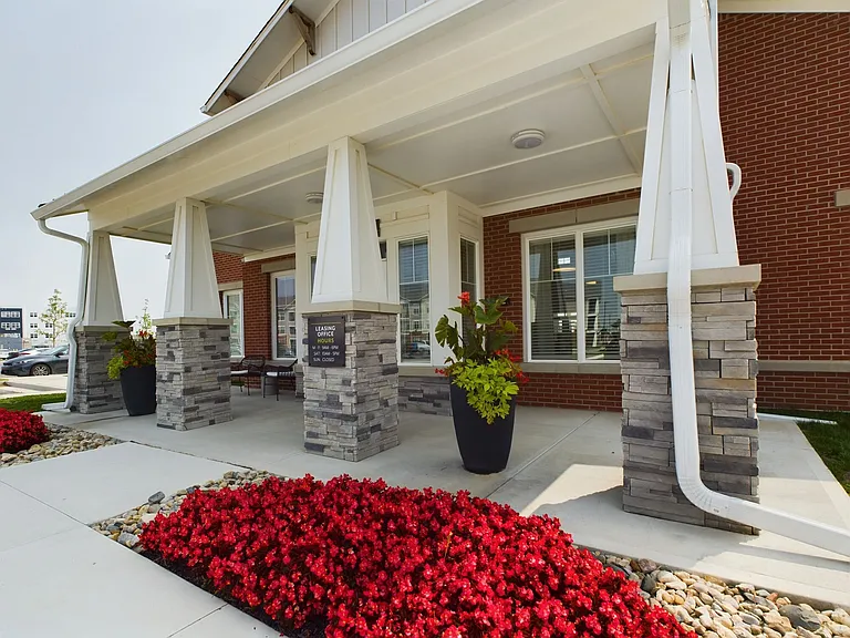 Greenview — Photo 32