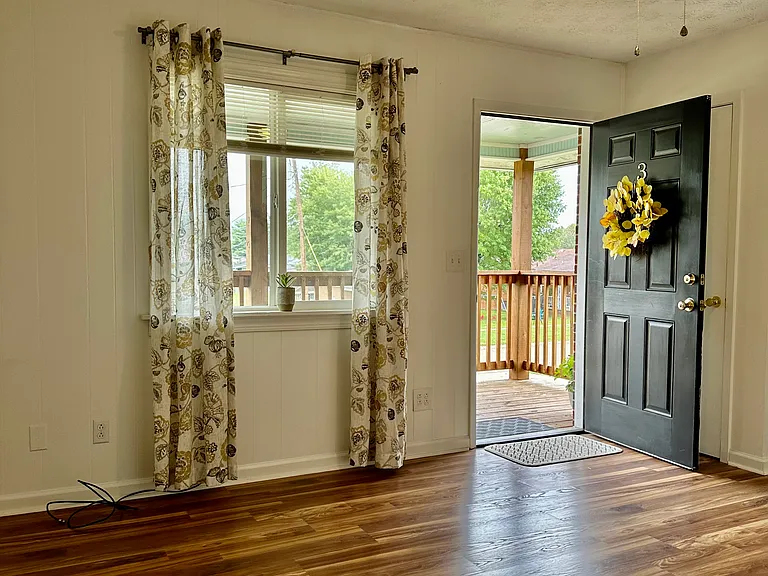 2246 Kirby Rd #3 — Photo 8