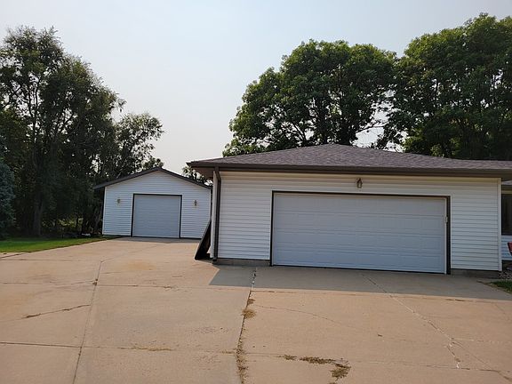2nd image of 4237 Summer Cir