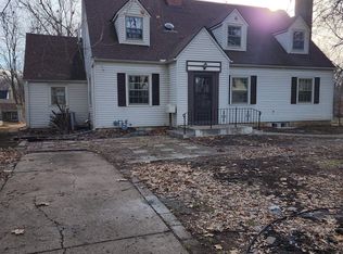 1236 SW Warren Ave, Topeka, KS 66604