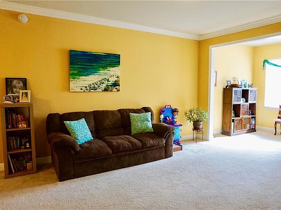 5th image of 143 Southern Pecan Cir Unit 107