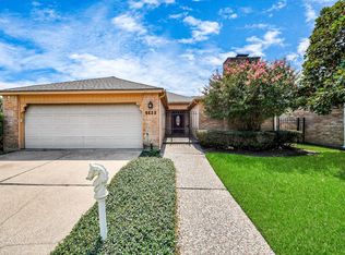 6523 Oakland Hills Dr, Houston, TX 77069