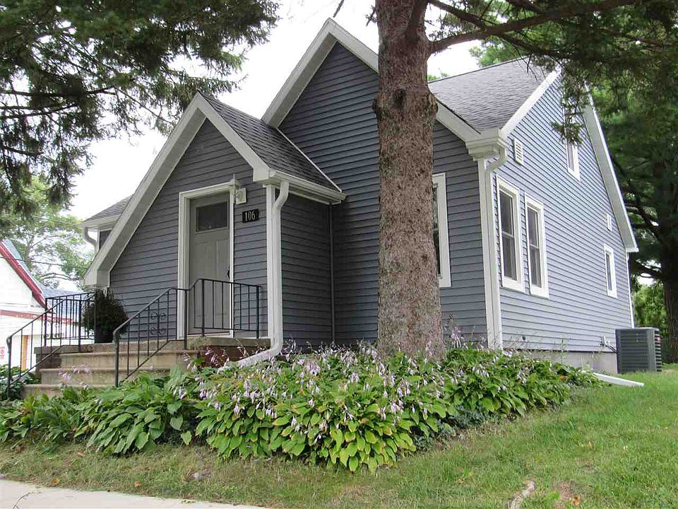 1st image of 106 7th Ave NE