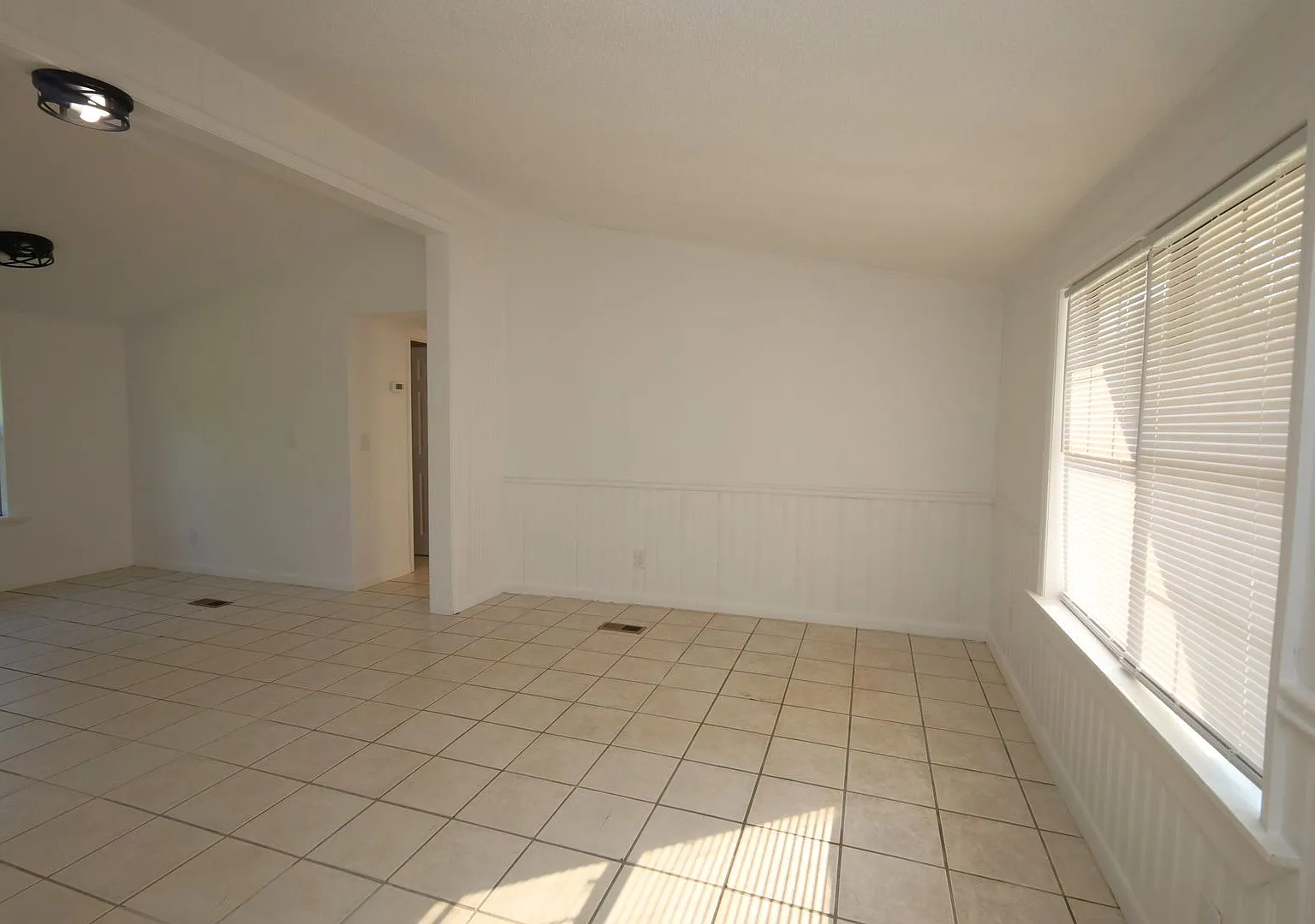 808 Penny Place — Photo 2
