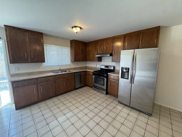 7242 Dinwiddie St — Photo 11