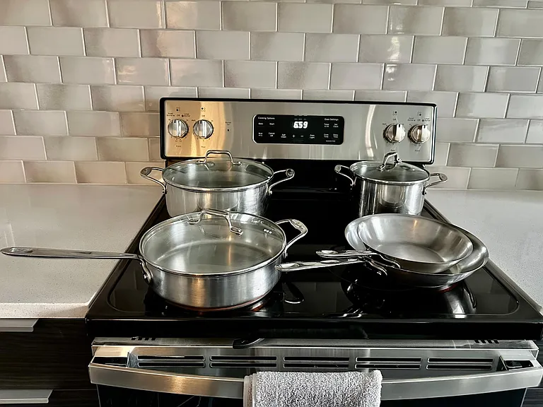 2490 N High St #210 — Photo 11