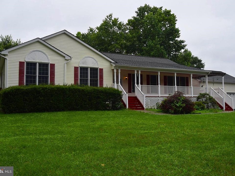 1st image of 6221 Julian Ln