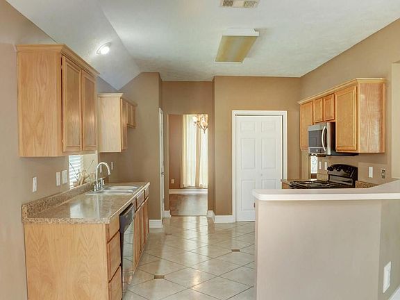 2nd image of 10302 Otter Cir