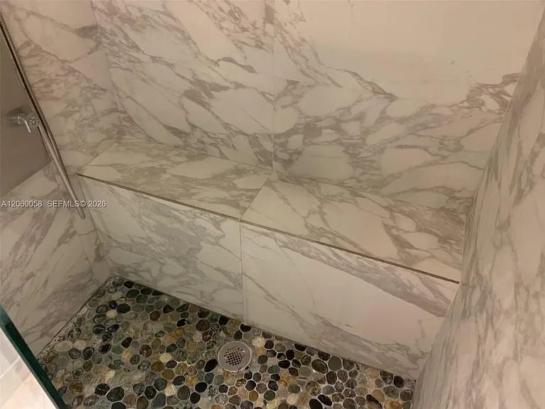 305 Bonnie Brae Way #27 — Photo 8