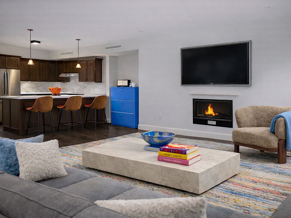 1st image of 34 W 22nd St Fl 4