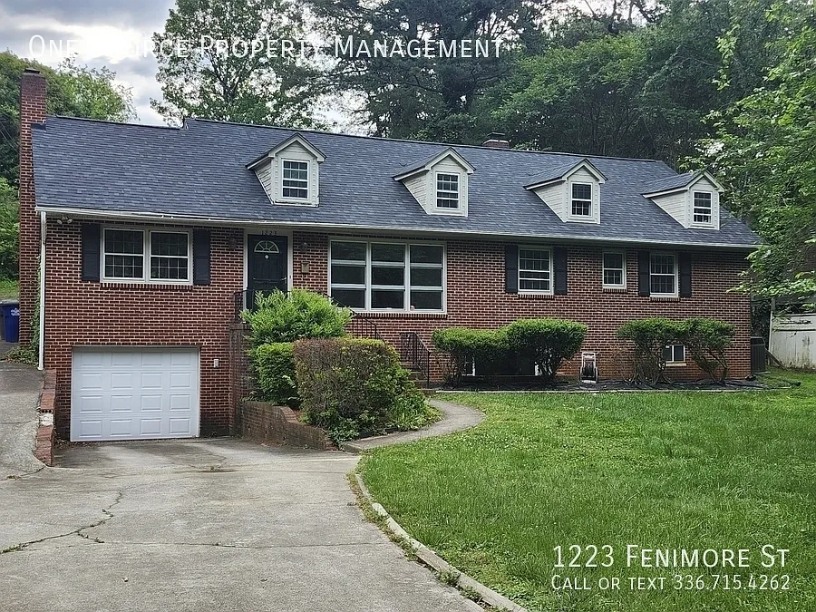 Building Photo - 1223 Fenimore St