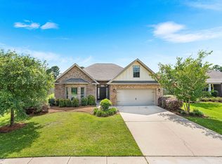 169 Windchime Way, Freeport, FL 32439