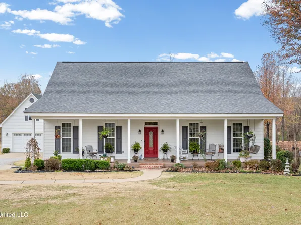 3165 Grand Oaks Dr, Hernando, MS 38632