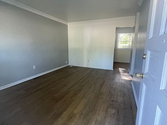 4th image of 789 Dorset Ave